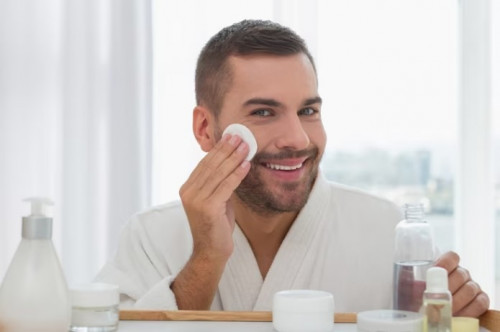 افضل 5 منتجات العناية بالبشرة للرجال